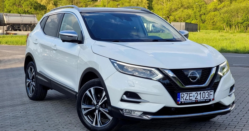 Nissan Qashqai cena 84300 przebieg: 37100, rok produkcji 2017 z Oświęcim małe 781